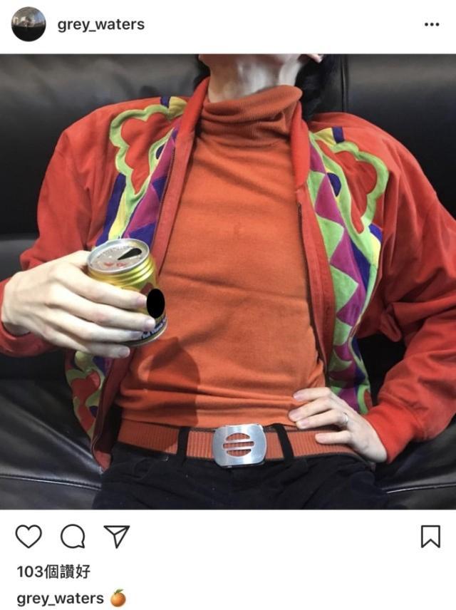 王菲的胸被黑得最惨的一次，窦靖童晒照让人误会了